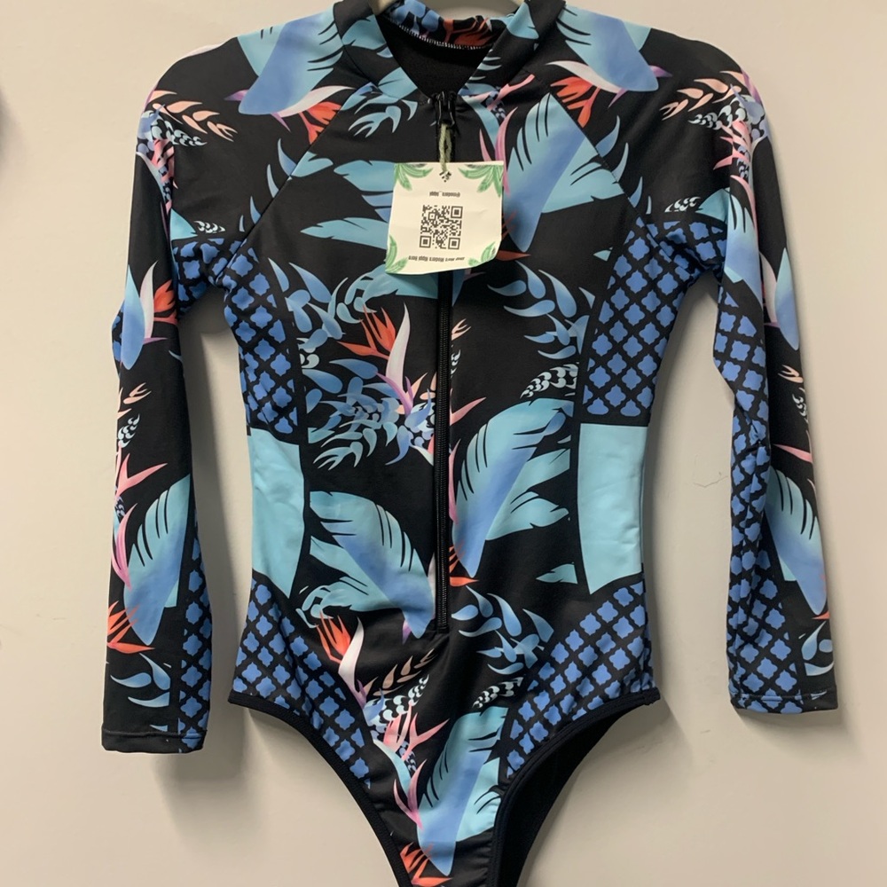 NWT Modern HippiLong-Sleeve One-Piece Swimsuit in Black with Blue Tropical Print